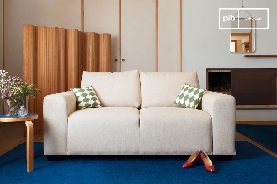 Ein Sofa mit nüchternen Linien, inspiriert von Art-Deco.