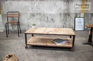 Couchtisch Art im Industriedesign