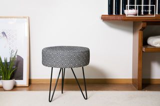 Leander Stativ Pouf