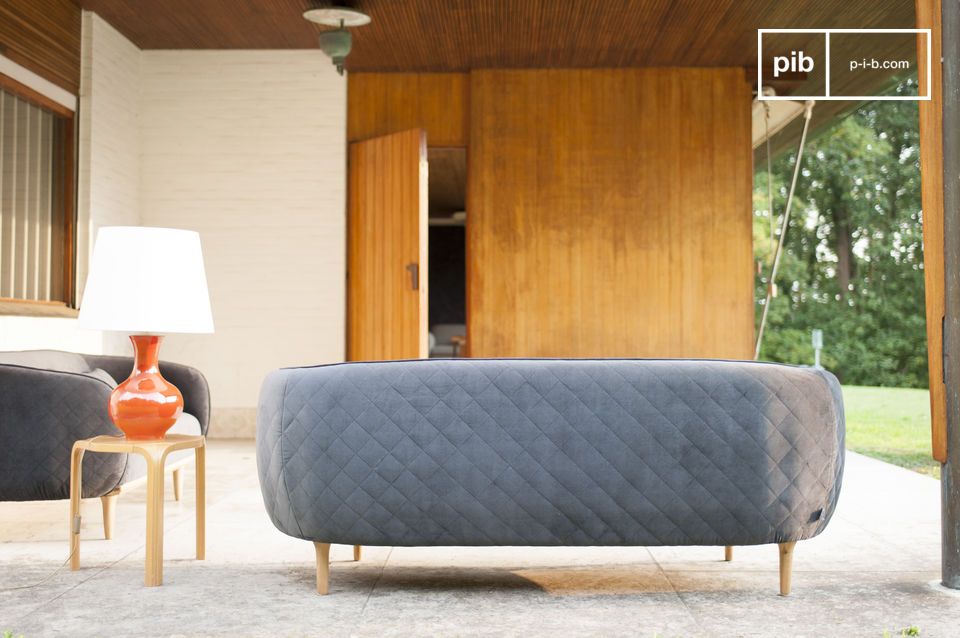 Dieses Design wird vorallem Fans von skandinavischen Möbel des zwanzigsten Jahrhunderts sehr