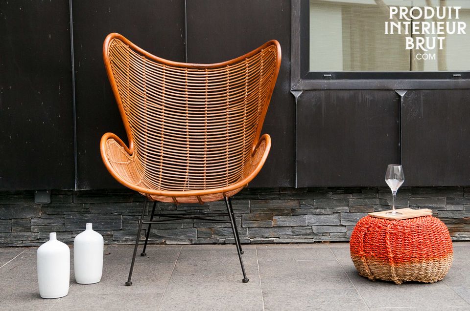 Der Sessel Olivia schöpft seine runden Linien im skandinavischen Design der 50er Jahren