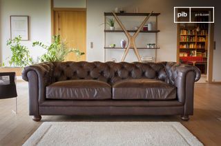 Sofa Dark Chesterfield