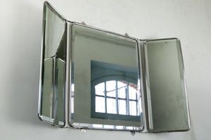 Spiegel Magellan - Ein kleiner Spiegel wie ein Bullauge und